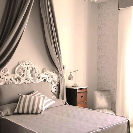 Oltrarno Apartments-3